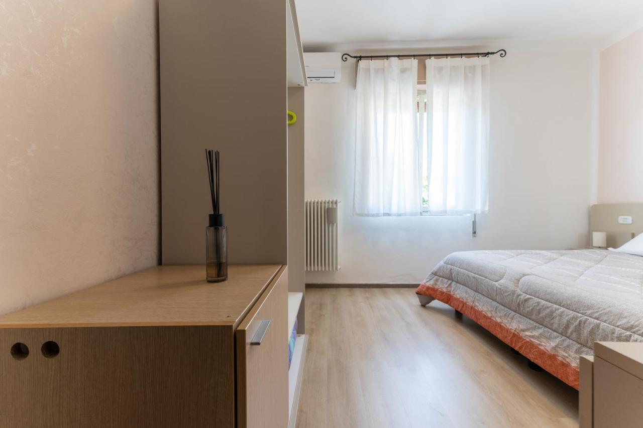 Hotel Benaco Mavras Peschiera del Garda Eksteriør billede